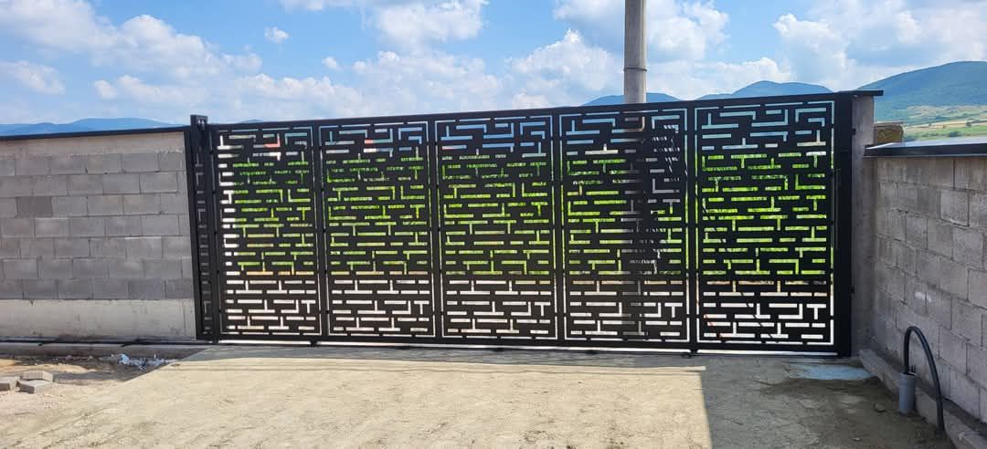 Zäune, Tore & Blechlösungen von BGM Balkonbau 20